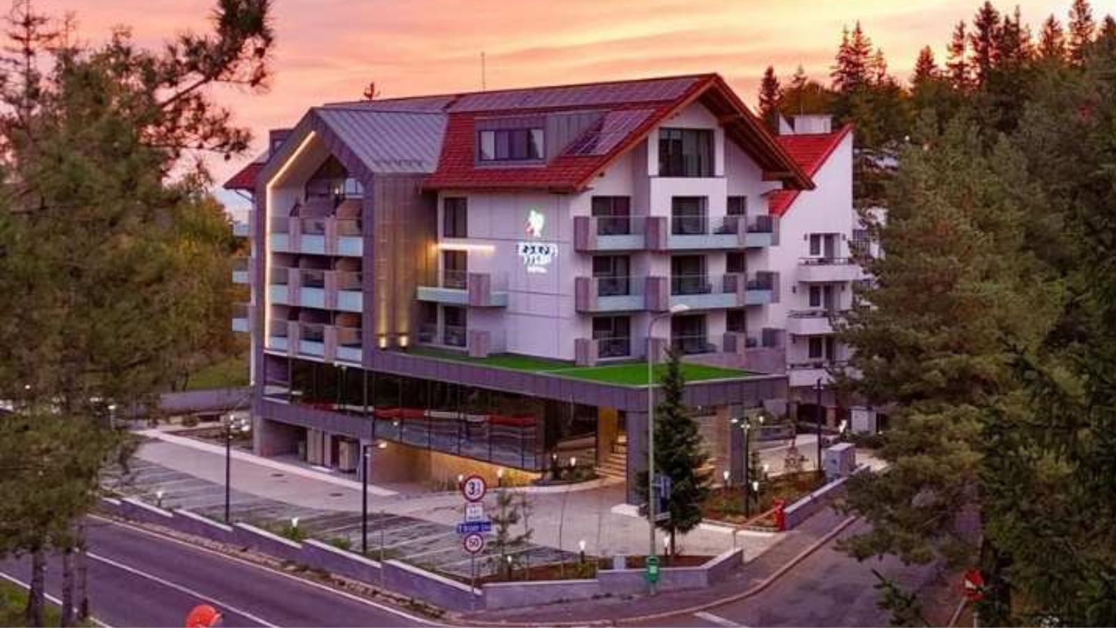Weekend Premium in Poiana Brasov 2026 | Hotel Simona Halep